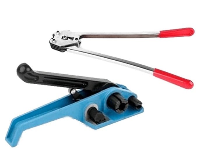 Manual plastic strapping tools
